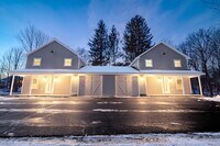 Building Photo - 10 Cottage St