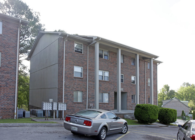 Primary Photo - Riverside South and Riverbend Apartments