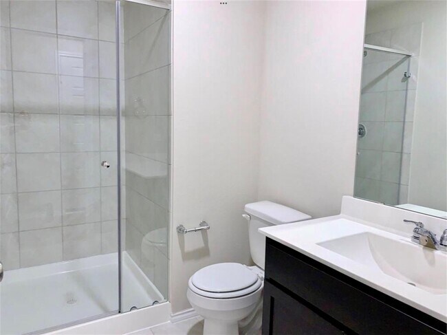 Building Photo - 2203 Levant Ln