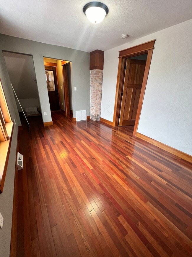 Building Photo - 1414 Jefferson St