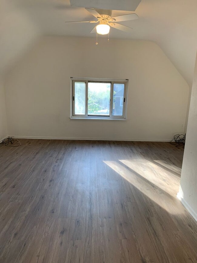 Building Photo - 7545 Ardmore St