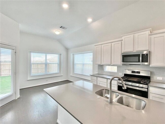 Building Photo - 1616 Cobblecrest Ln