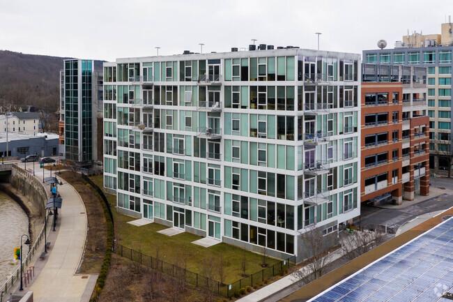 Primary Photo - Cayuga Lofts