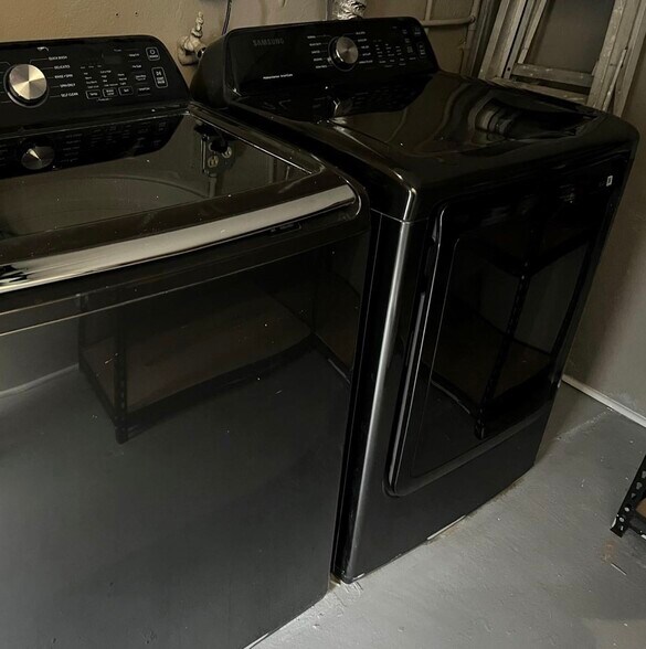 Building Photo - 189 Glendale Dr