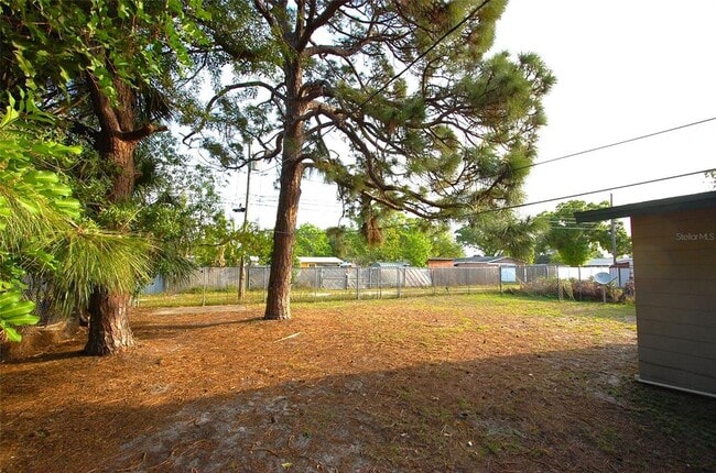 Building Photo - 4317 70th Ave N