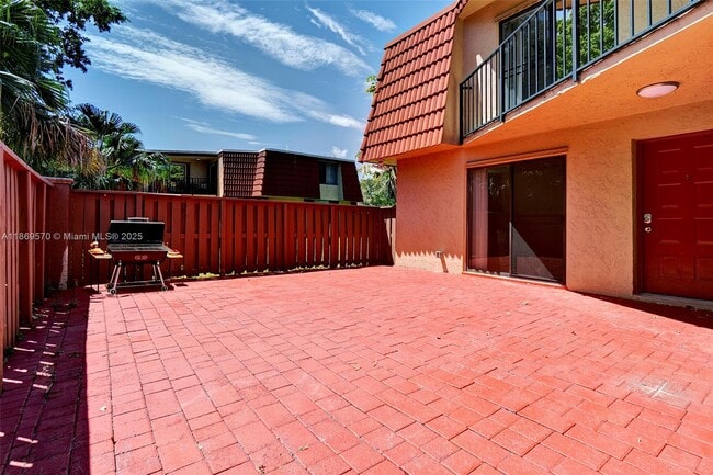 Building Photo - 8099 Severn Dr
