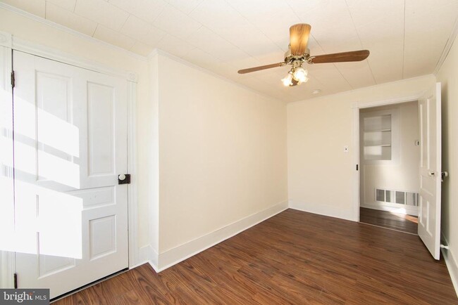 Building Photo - 1005 Atsion Rd