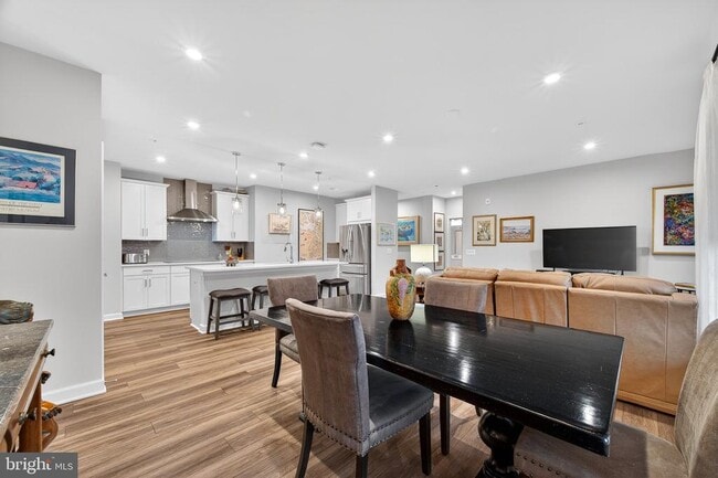 Building Photo - 21630 Hawksbill High Cir