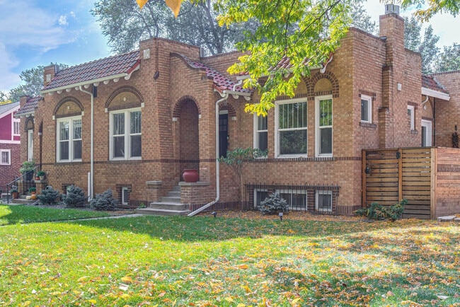 Building Photo - 757 N Clayton St