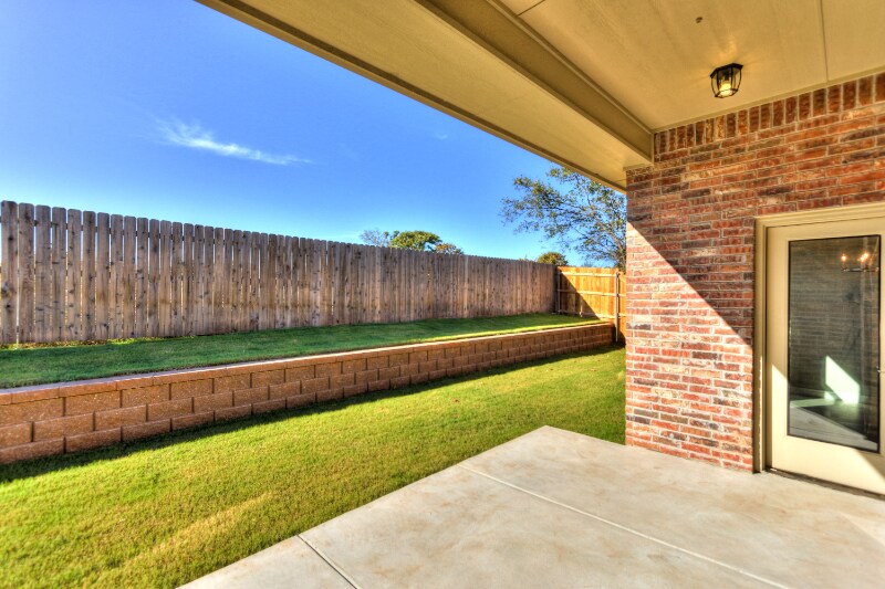 Building Photo - 2833 Tranquilo Ln