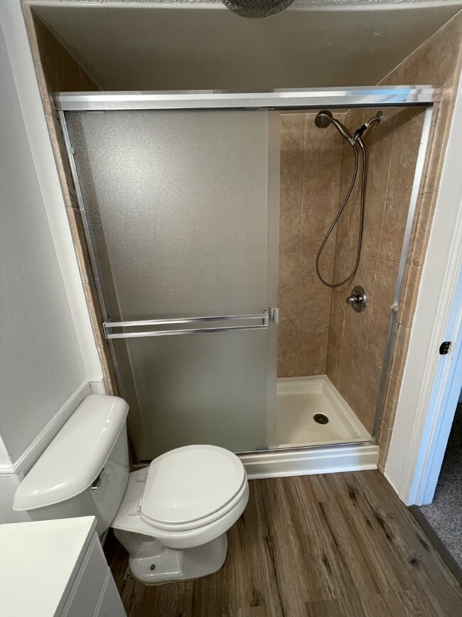 Building Photo - 3-Bed, 2.5 Bath Condo