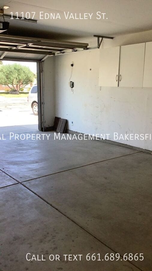 Building Photo - 11107 Edna Valley St