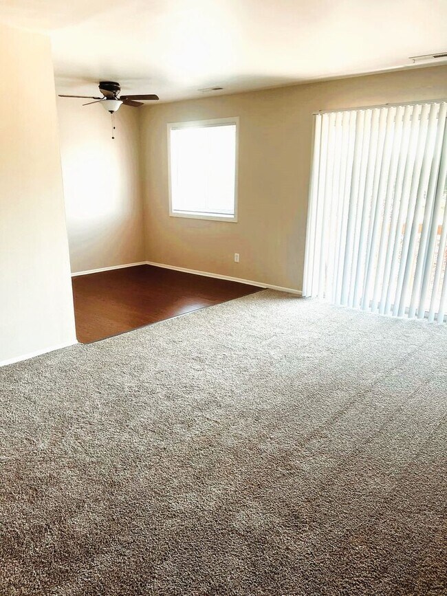 Building Photo - Modern 2-Bedroom Apartments in Crown Point, IN – Pet Friendly!