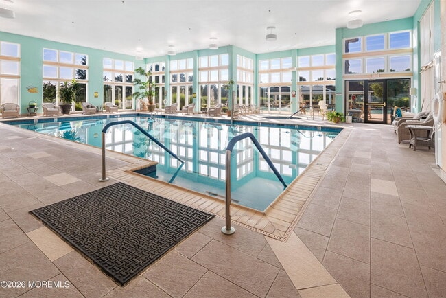 Building Photo - 104 Mirage Blvd