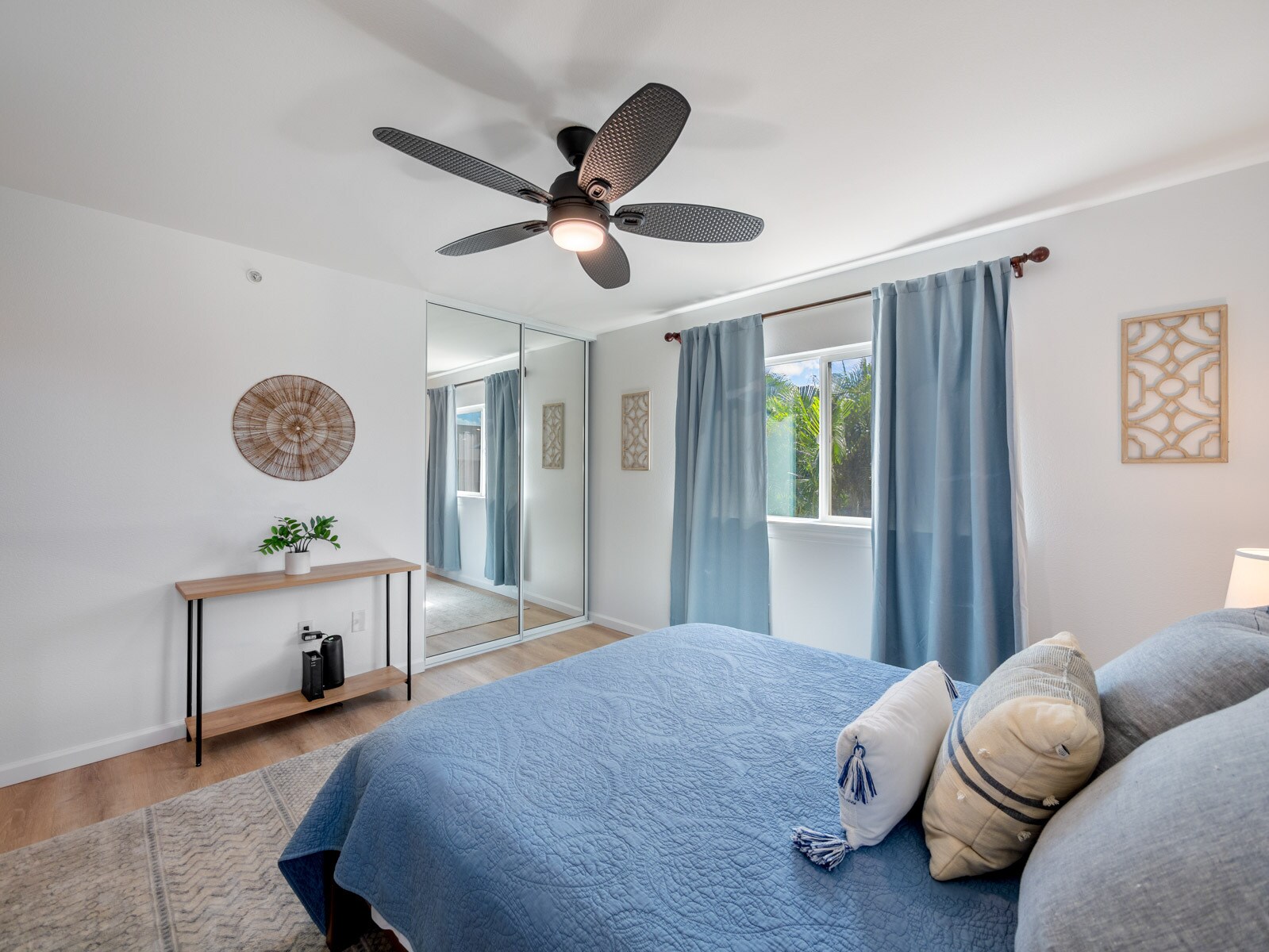 Building Photo - 1020 Kakala St