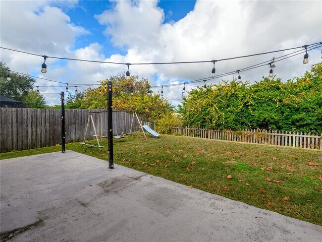 Building Photo - 4015 Duke Firth St