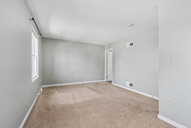 Building Photo - 616 Park Ridge Dr