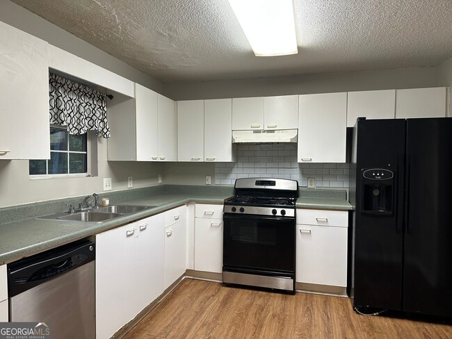 Building Photo - 1331 Colt Ridge Dr SE