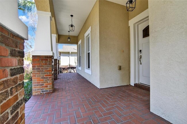 Building Photo - 6510 S Himes Ave