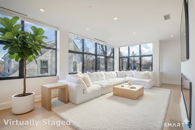 Building Photo - 116 Sherman St