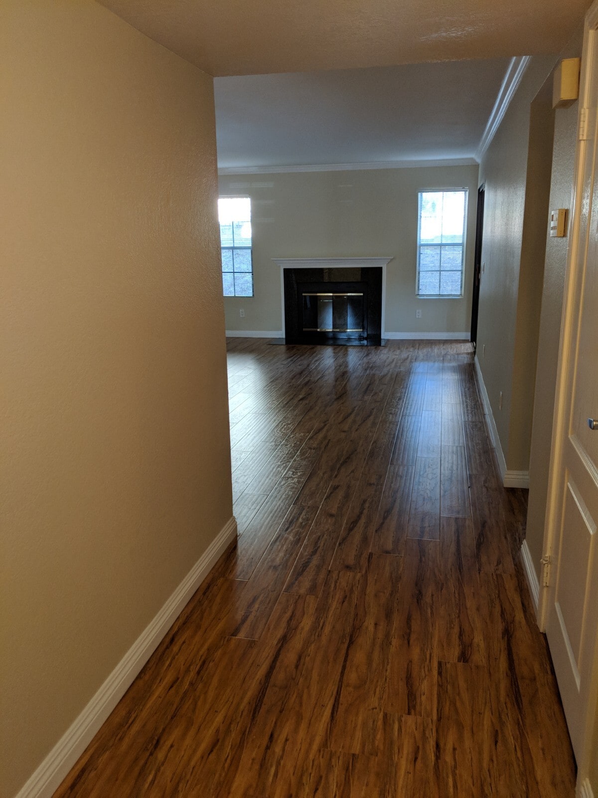 Building Photo - 12063 Alta Carmel Ct