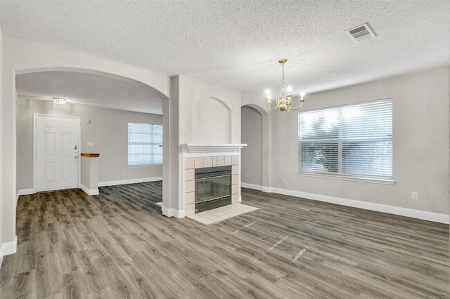 Building Photo - 8105 Flowertree Dr