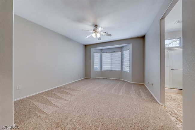 Building Photo - 2343 Schaeffer Hills Dr