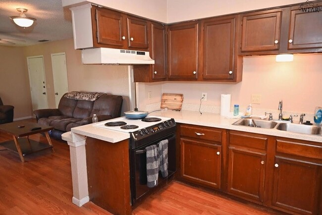 Building Photo - 2814 McGaha Ave