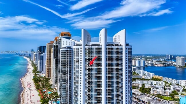 Building Photo - 18201 Collins Ave