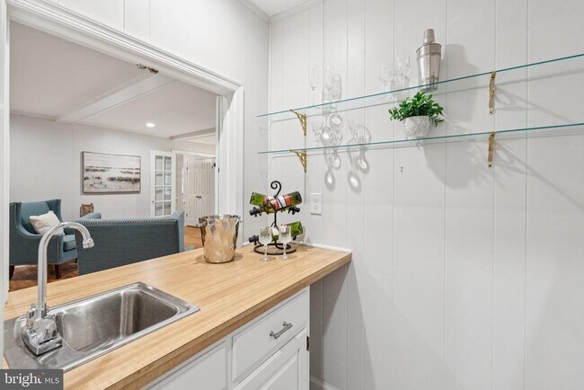 Building Photo - 13204 Lantern Hollow Dr