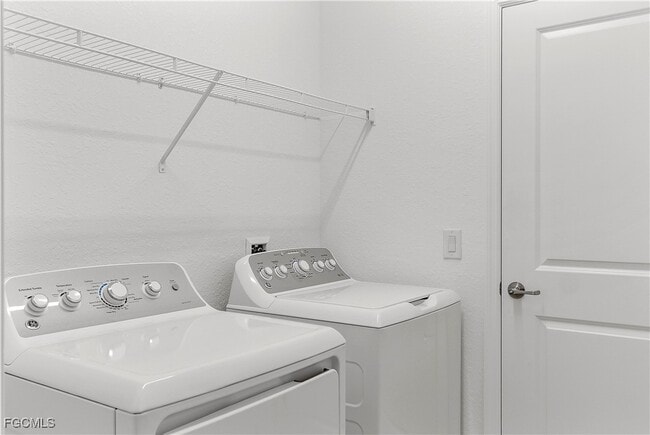 Building Photo - 14649 Palamos Cir