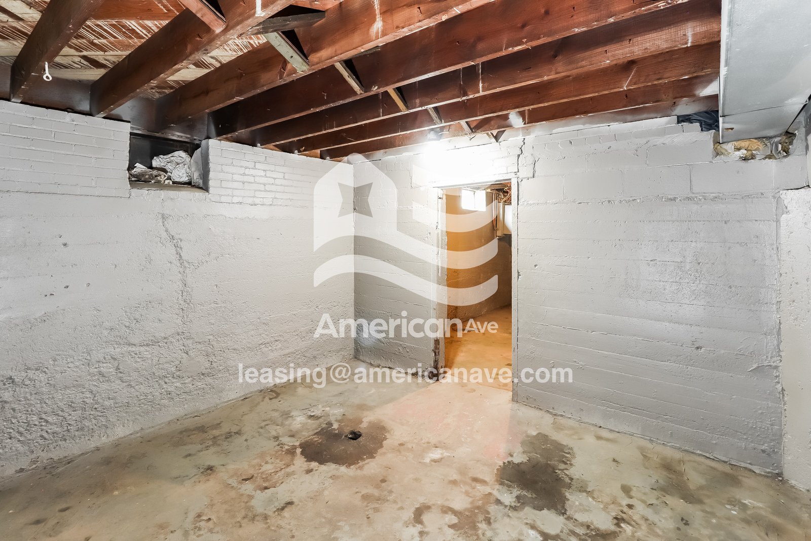 Building Photo - 831 S Walnut St