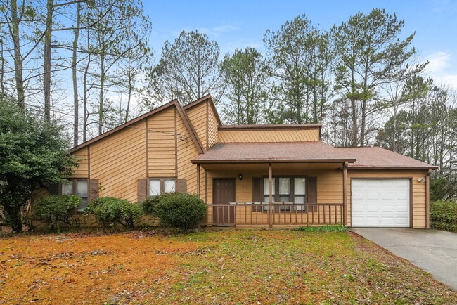 Building Photo - 319 Knollwood Ln