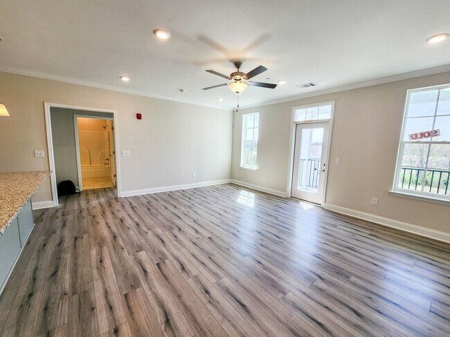 Building Photo - Beautiful new build in Nolensville