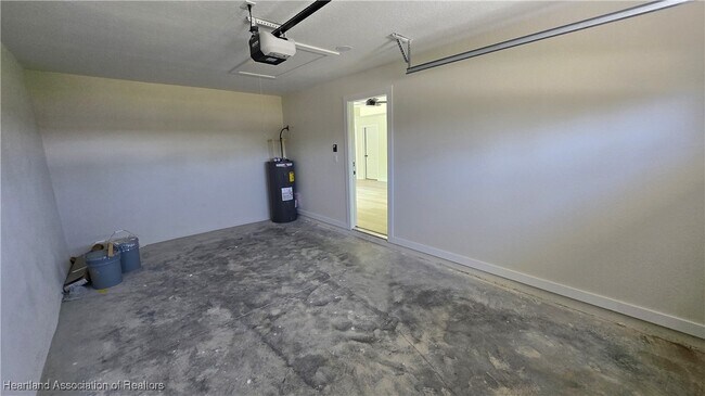 Building Photo - 339 E Waterway Ave NW