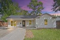 Building Photo - 10211 Glenmawr Dr