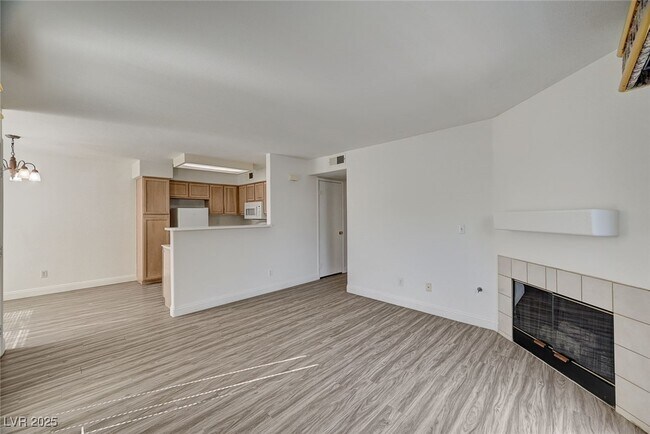 Building Photo - 3115 Casey Dr