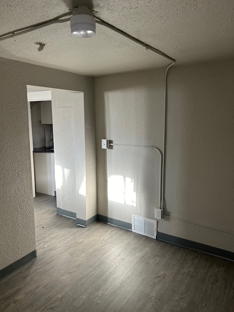 Building Photo - 1518 7th Ave