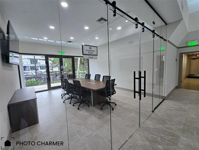 Building Photo - 1101 River Reach Dr