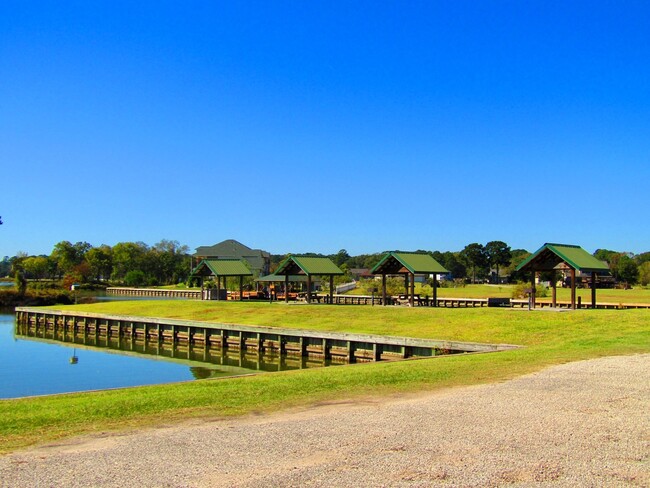 Building Photo - 31 Hunters Creek Dr