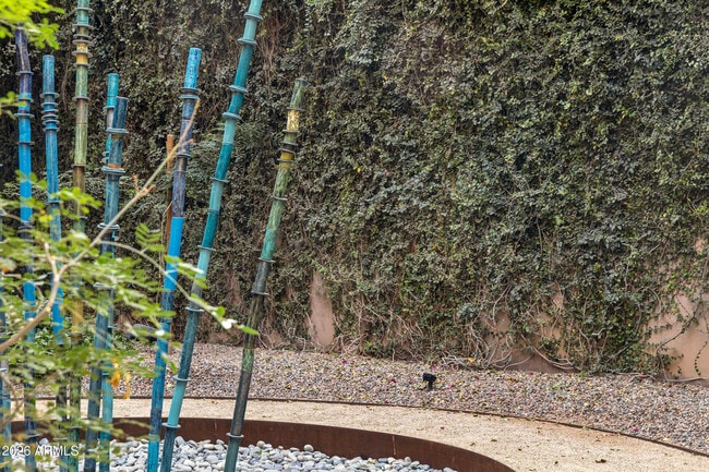 Building Photo - 7141 E Rancho Vista Dr