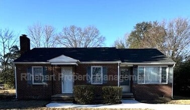 Building Photo - 1203 Deas St