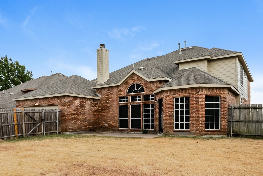 Building Photo - 102 Hartley Ln