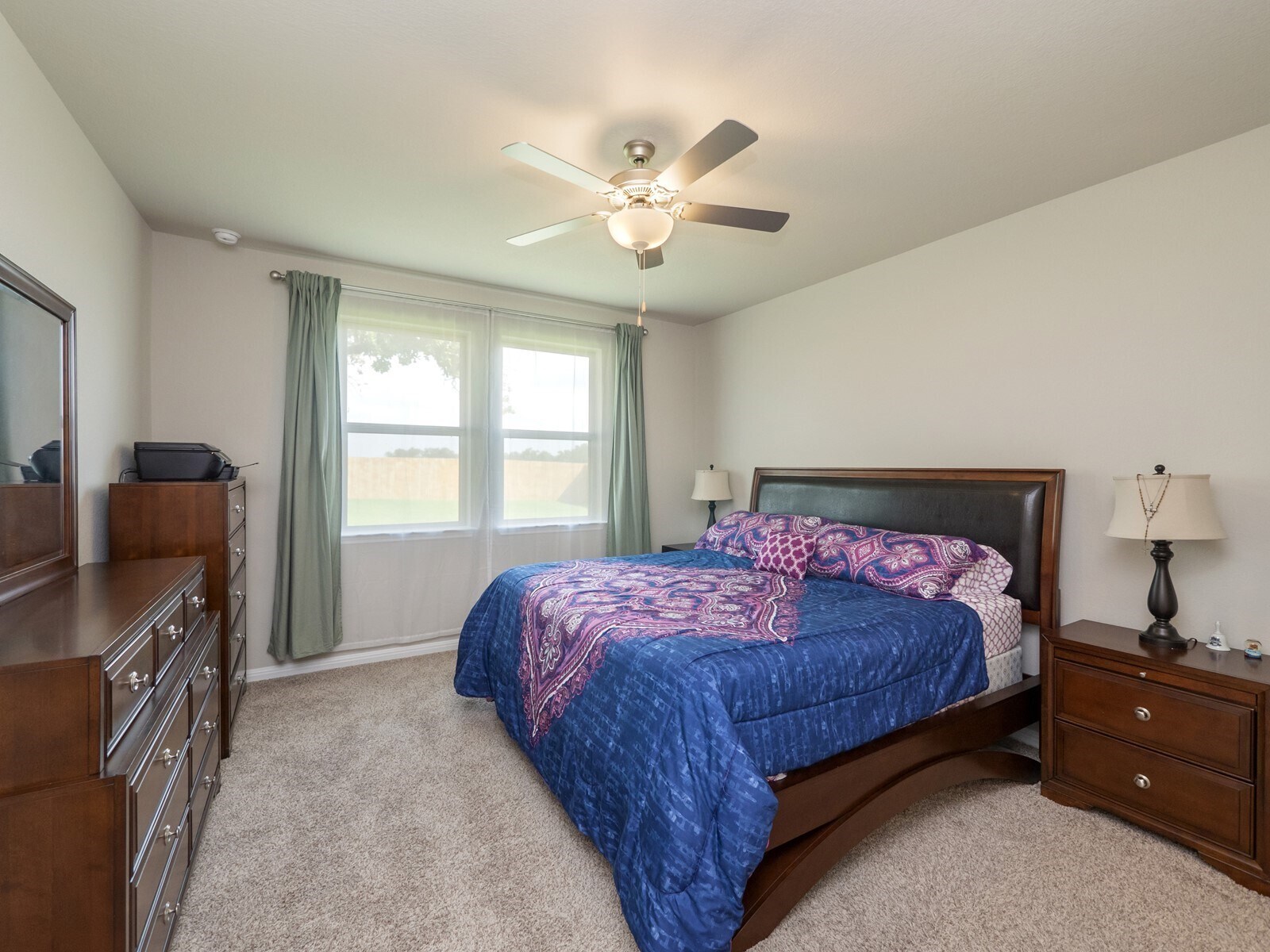 Building Photo - 120 Serpens St