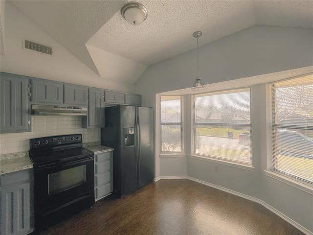 Building Photo - 10216 Pack Saddle Ct