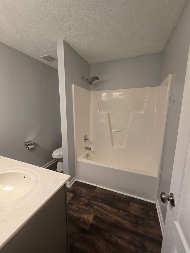 Building Photo - New Listing!!!