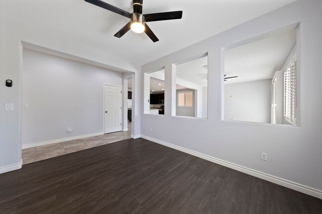 Building Photo - Stunning 1-Story Home in the Heart of Moun...