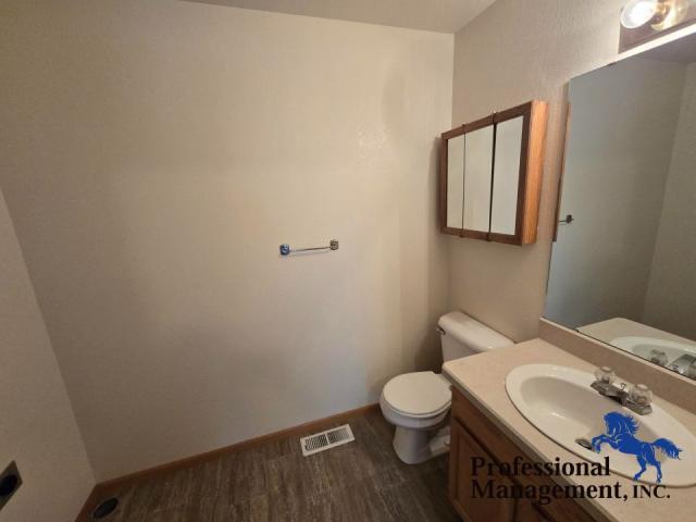 Building Photo - 2 bedroom in Billings MT 59102