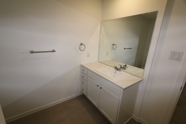 Building Photo - 6827 Lantana Leaf Ln