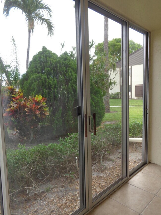 Building Photo - 5860 Whispering Pine Way